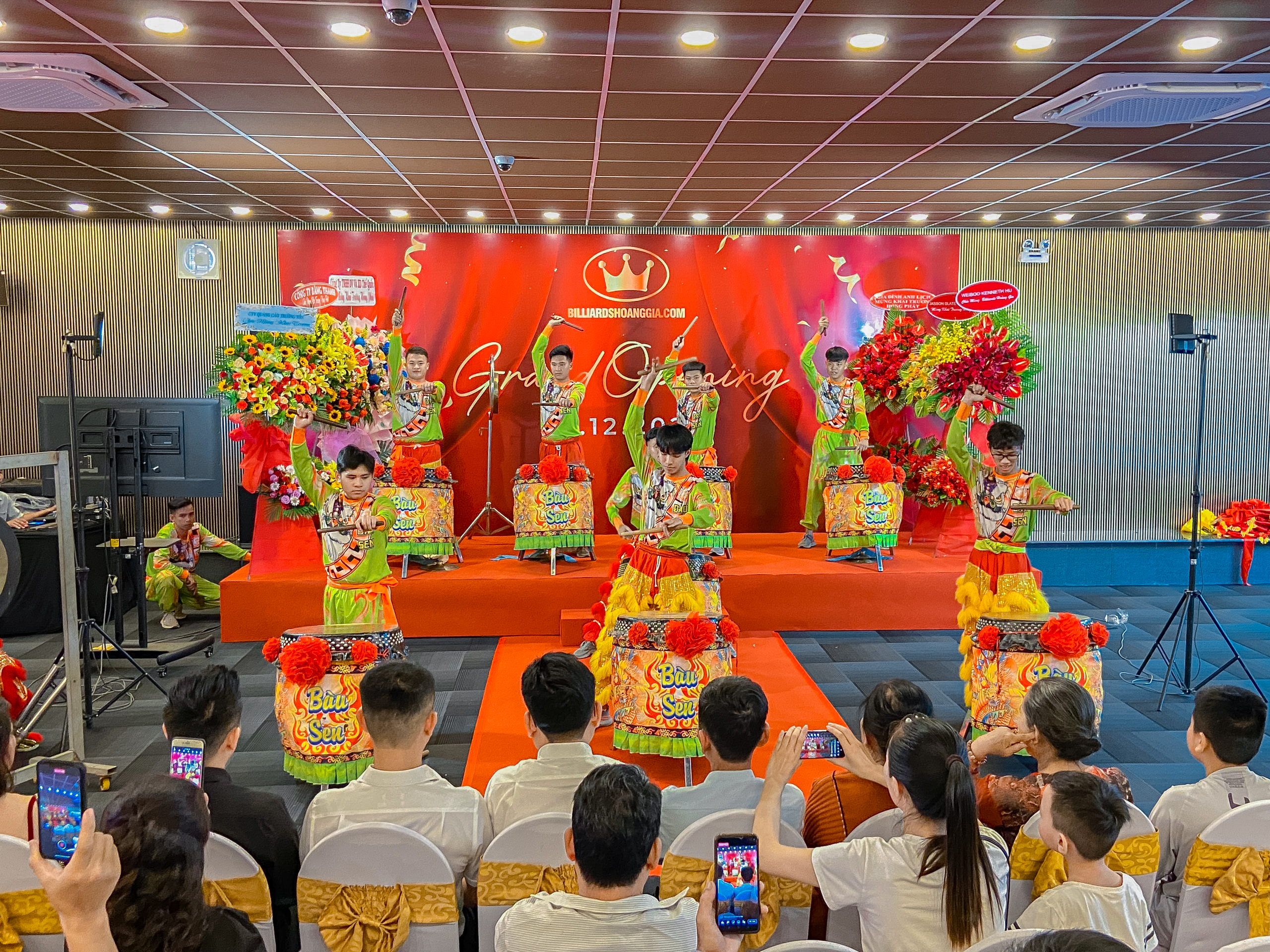 sự kiện múa lân