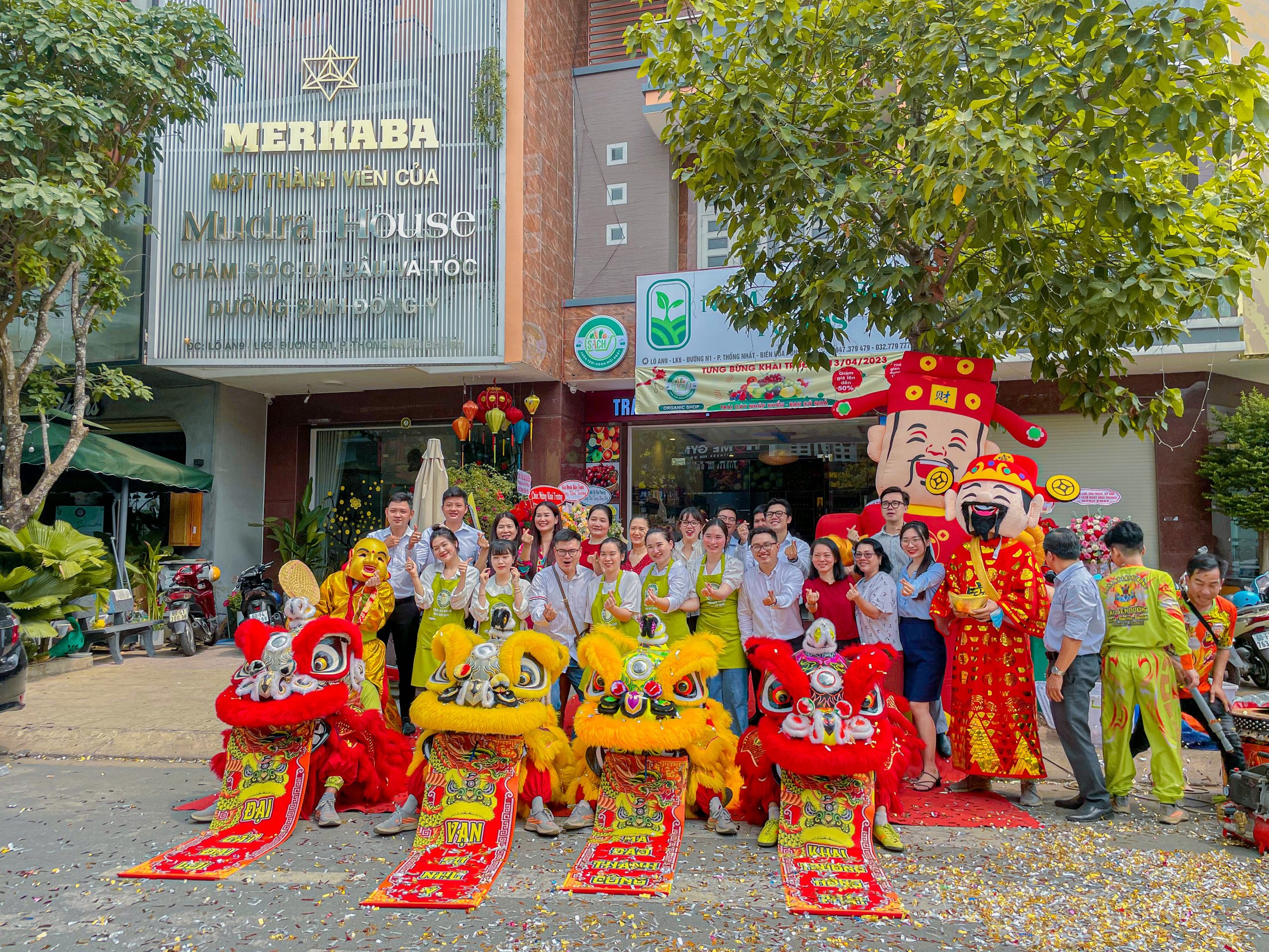 Cho thuê múa lân khai trương