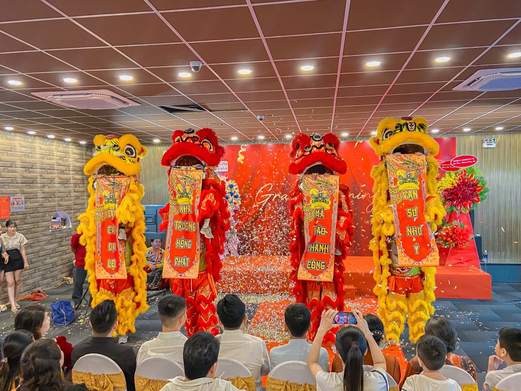 Cho thuê múa lân