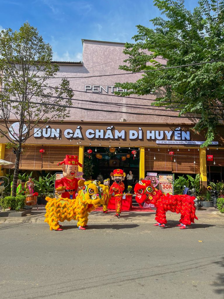 Thuê múa lân biên hòa